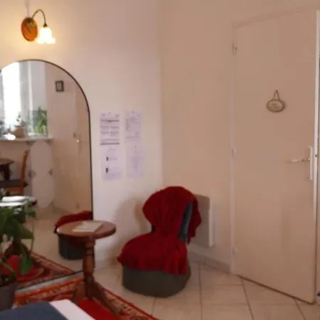 Appartement De La *